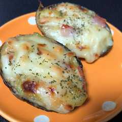 รูปของ 混ぜて焼くだけ簡単アボカドポテトグラタン