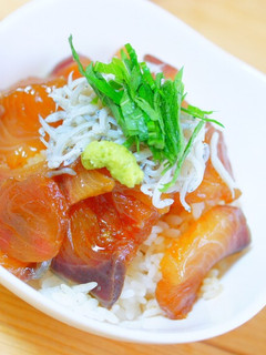 ブリの漬丼-レシピのメイン写真