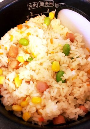 ポークビッツ洋風炊き込みごはん-レシピのメイン写真