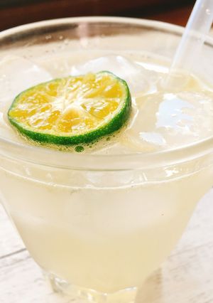 シークワーサーのジュース☆炭酸割り-レシピのメイン写真