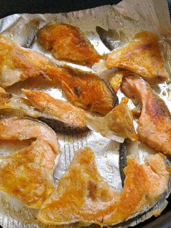 生の鮭カマの塩焼き 保存方法-レシピのメイン写真