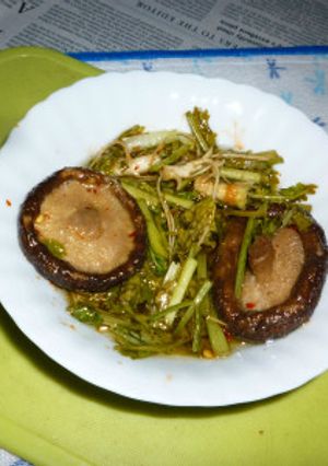 パクチー酢椎茸オリーブオイル漬けのタパス-レシピのメイン写真