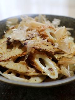削り節たっぷりレンコンとちくわのきんぴら-レシピのメイン写真