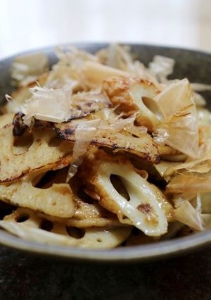 削り節たっぷりレンコンとちくわのきんぴら-レシピのメイン写真