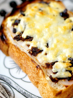 おかか昆布ベーコンチーズトースト-レシピのメイン写真