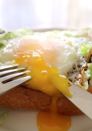 塩もみキャベツとごま昆布トースト-レシピのメイン写真