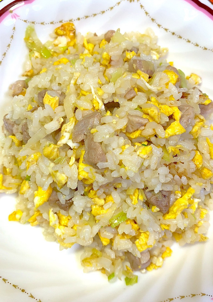 簡単美味しいな豚肉と白ネギの炒飯-レシピのメイン写真