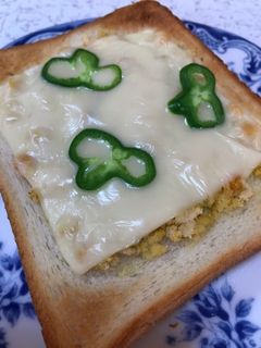 超美味しい~♪カレーおからチーズトースト-レシピのメイン写真