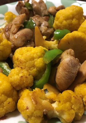 簡単 カリフラワーと鶏肉の炒め物-レシピのメイン写真