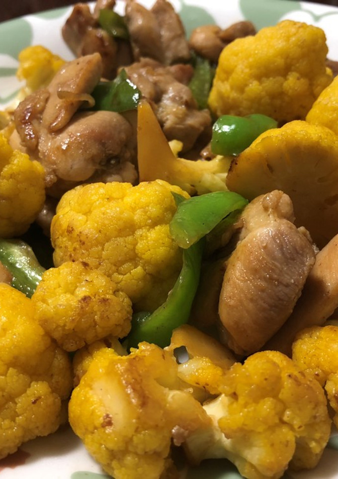 簡単 カリフラワーと鶏肉の炒め物-レシピのメイン写真