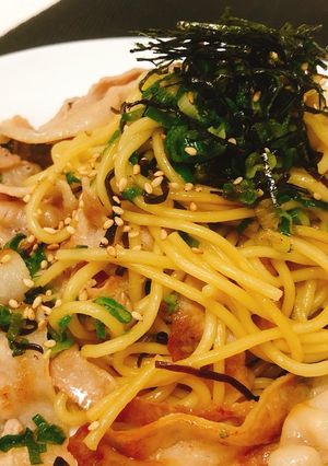 一人暮らしの豚バラねぎ塩昆布焼きそば-レシピのメイン写真