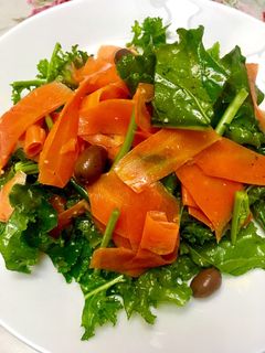 美容&健康☆ケールのサラダ-レシピのメイン写真