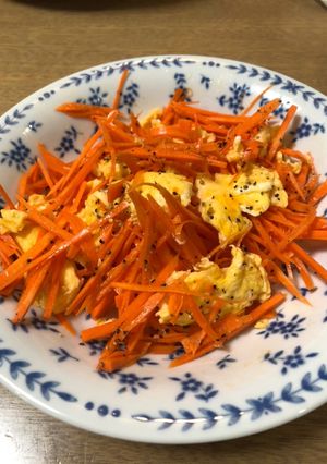 子供喜ぶ人参と卵焼きのサラダ-レシピのメイン写真