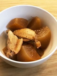圧力鍋で簡単すぎる大根手羽中煮込み-レシピのメイン写真