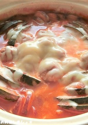 秋野菜とミートボールで悪魔のチーズ鍋-レシピのメイン写真