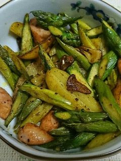 アスパラガスとじゃがいものカレー炒め-レシピのメイン写真