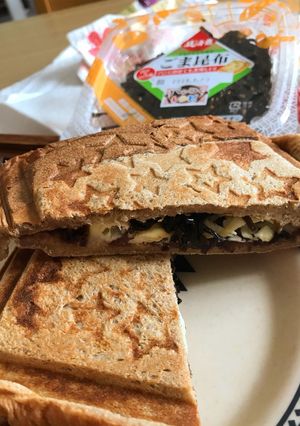 魅惑の甘塩っぱさ！あん昆布ホットサンド-レシピのメイン写真