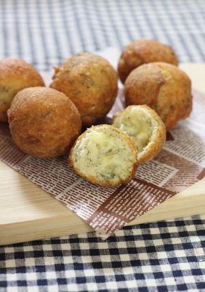大葉茶ドーナツ(チーズ入り)-レシピのメイン写真