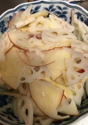レンコンとりんごのサラダ-レシピのメイン写真
