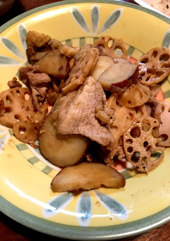 豚肉とレンコンとさつまいもの甘辛炒め-レシピのメイン写真