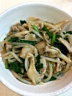 自家製豆板醤の豚バラともやしのピリ辛炒め-レシピのメイン写真