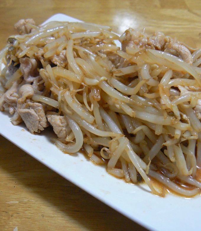 豚ともやしのにんにくしょうゆ和え by 単！！ 【クックパッド】 簡単