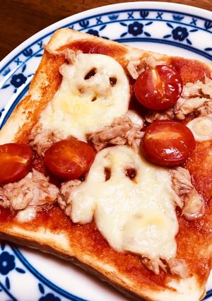 ハロウィンおばけトースト-レシピのメイン写真