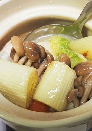 【炊飯マグ料理】鶏の水炊き+甘焼きネギ-レシピのメイン写真
