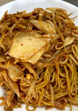 超楽々 豚キムチ焼きそば 作ります。-レシピのメイン写真