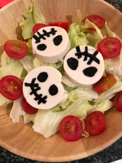 ハロウィン豆腐サラダ-レシピのメイン写真