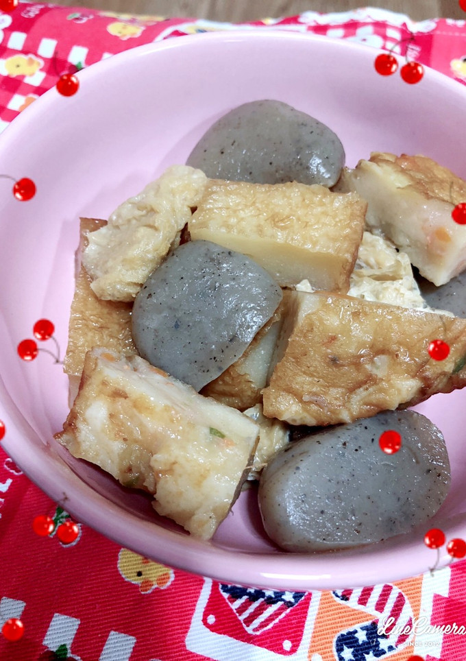 体に優しい味の蒟蒻と練り物の煮物(^^♪-レシピのメイン写真