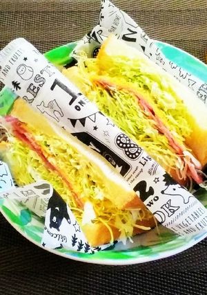 コンビニキャベツのボリュームサンドイッチ-レシピのメイン写真