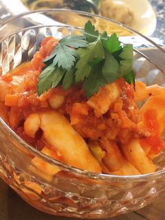 イカとオリーブのトマト煮込み-レシピのメイン写真