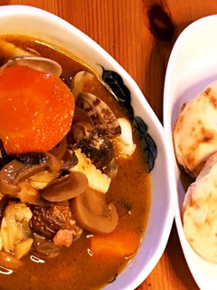 トムヤムクンスープで簡単シーフードカレー-レシピのメイン写真