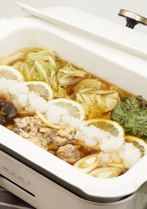 サケ缶と白菜のおろしレモン鍋-レシピのメイン写真