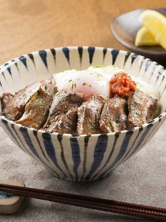 牛たんとろろ丼(宮城)-レシピのメイン写真