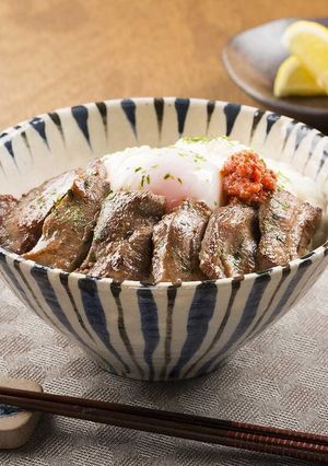 牛たんとろろ丼（宮城）-レシピのメイン写真