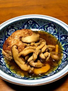 キノコたっぷり和風煮込みハンバーグ-レシピのメイン写真