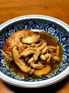 キノコたっぷり和風煮込みハンバーグ-レシピのメイン写真