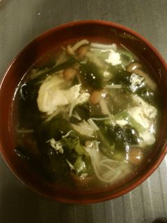 きのことワカメの中華スープ-レシピのメイン写真