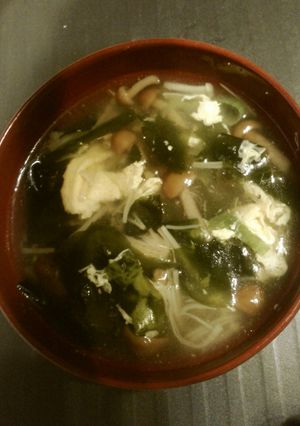 きのことワカメの中華スープ-レシピのメイン写真