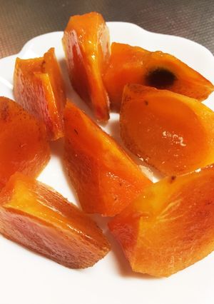 硬い柿を早く柔らかくして食べたい-レシピのメイン写真