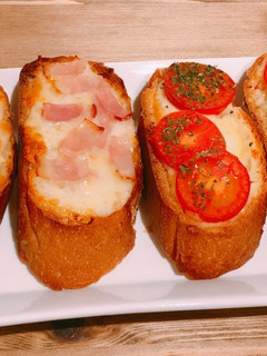 二種の簡単バゲット(ベーコン&トマト)-レシピのメイン写真