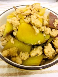 サツマイモの鶏そぼろ煮!-レシピのメイン写真