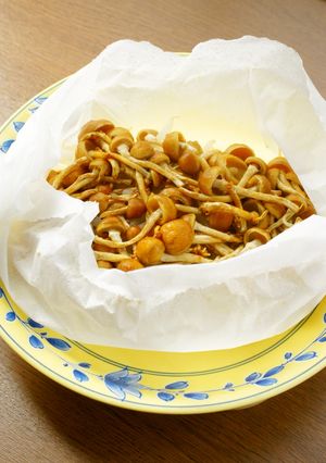 株とりなめこ＆もやしのレンチン蒸し-レシピのメイン写真