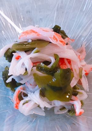 超簡単!乾燥ワカメとカニカマの酢の物-レシピのメイン写真