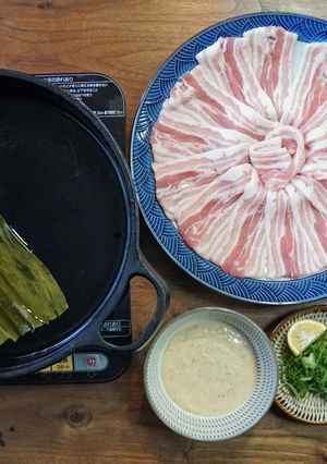 美味しいごまだれで豚しゃぶを食べよう！-レシピのメイン写真