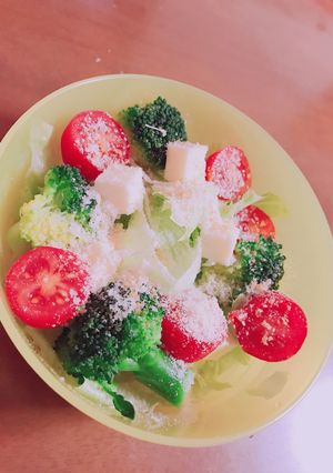 簡単♪粉チーズとコンソメのサラダ-レシピのメイン写真