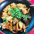 きのこと豚肉の土手鍋風煮込み