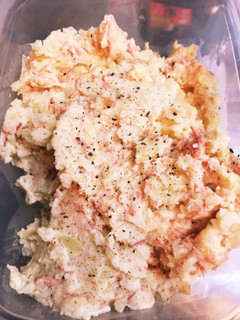 シーチキンコンビーフ(困惑)でポテサラ-レシピのメイン写真